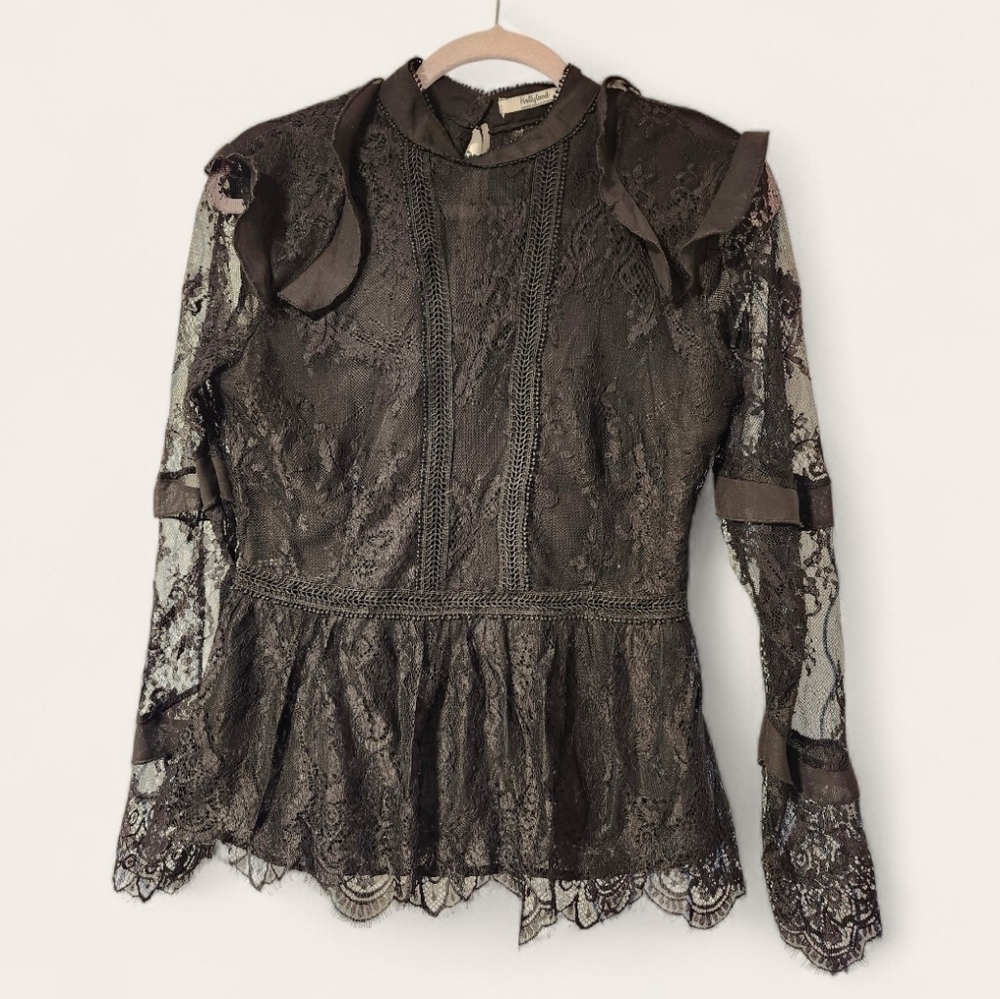Elegant Lace Long Sleeve Top